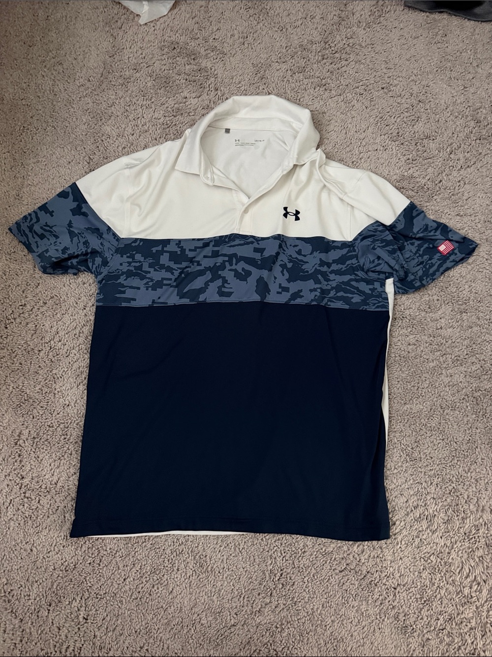 Under Armour Men’s White Navy Camo-Stripe Polo